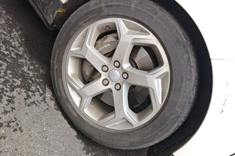 Used Land Rover Range SportNew Energy 2018 P400e Right Front Wheel Hub