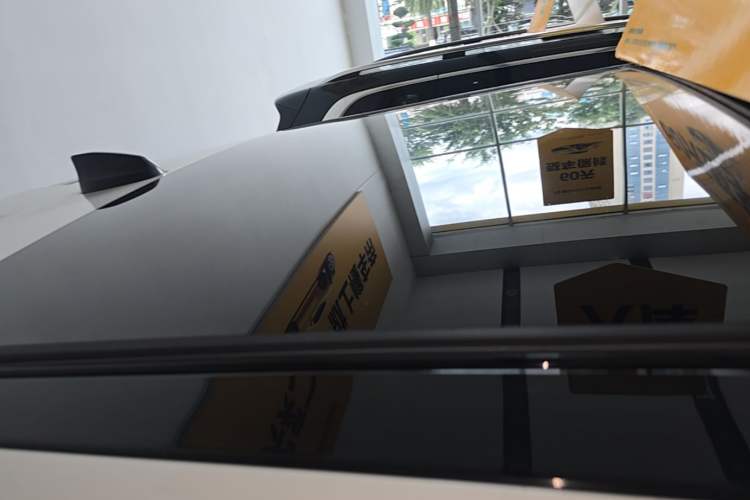 Used Land Rover Range SportNew Energy 2018 P400e Roof