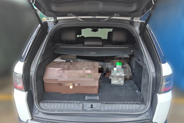Used Land Rover Range SportNew Energy 2018 P400e Trunk