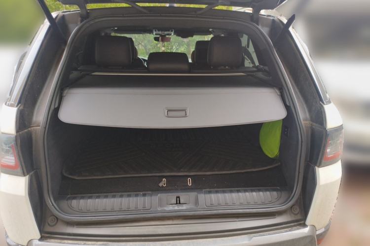 Used Land Rover Range SportNew Energy 2018 P400e Trunk