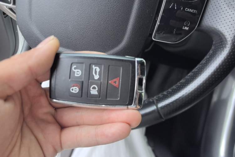 Used Land Rover Range SportNew Energy 2018 P400e Vehicle Key