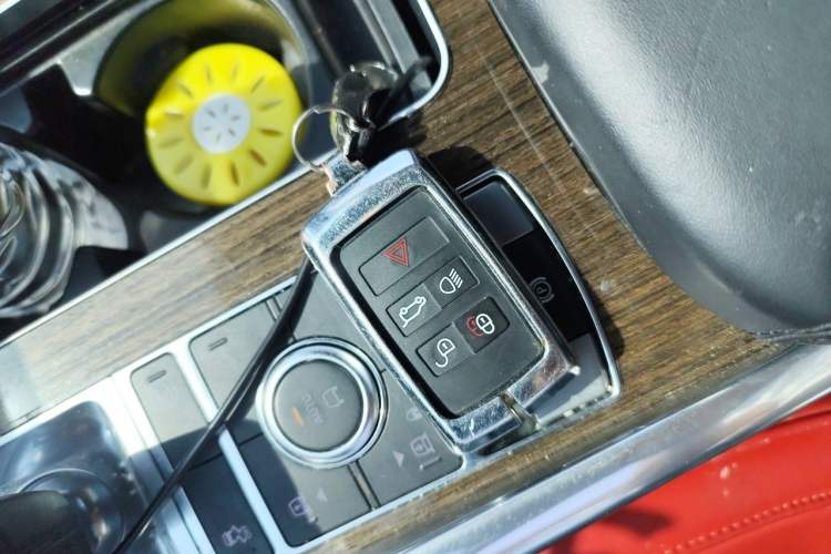 Used Land Rover Range SportNew Energy 2018 P400e Vehicle Key