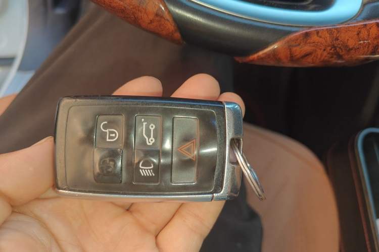 Used Land Rover Range SportNew Energy 2018 P400e Vehicle Key