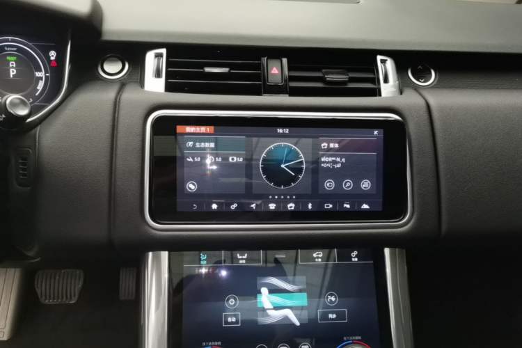Used Land Rover Range SportNew Energy 2019 P400e HSE Audio And AC Panel