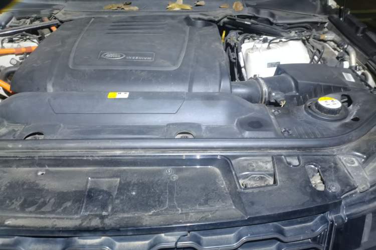 Used Land Rover Range SportNew Energy 2019 P400e HSE Engine Bay Left