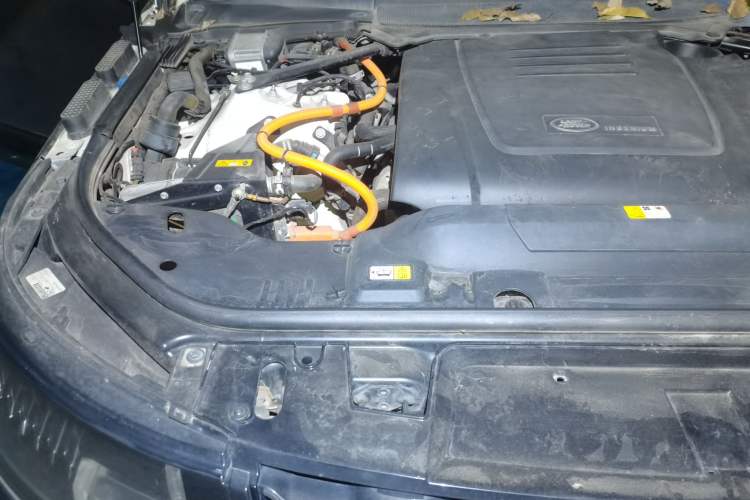 Used Land Rover Range SportNew Energy 2019 P400e HSE Engine Bay Right