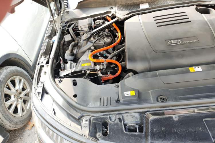 Used Land Rover Range SportNew Energy 2019 P400e HSE Engine Bay Right