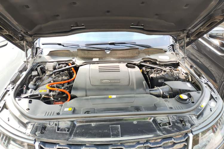 Used Land Rover Range SportNew Energy 2019 P400e HSE Engine Bay