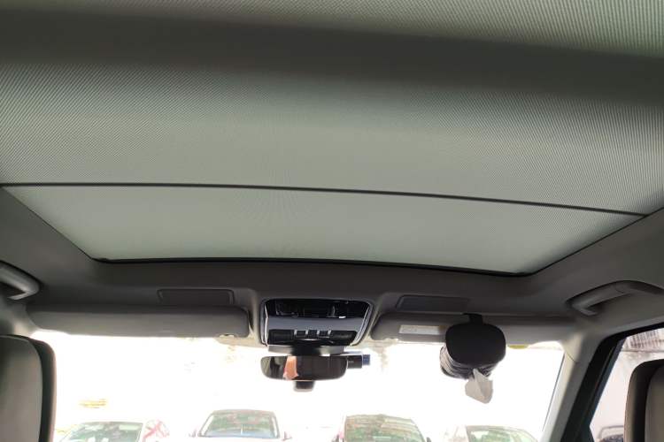 Used Land Rover Range SportNew Energy 2019 P400e HSE Headliner