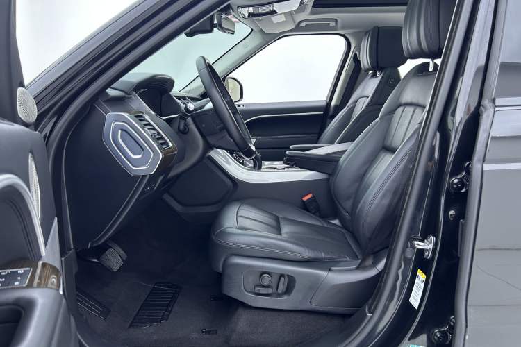 Used Land Rover Range SportNew Energy 2019 P400e HSE Interior 1