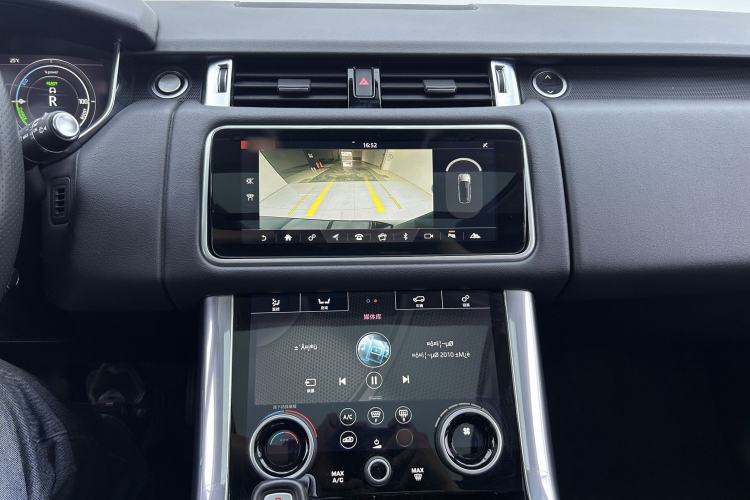 Used Land Rover Range SportNew Energy 2019 P400e HSE Interior 12