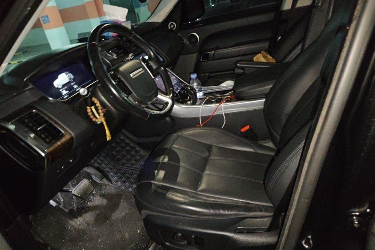Used Land Rover Range SportNew Energy 2019 P400e HSE Left Front Seat