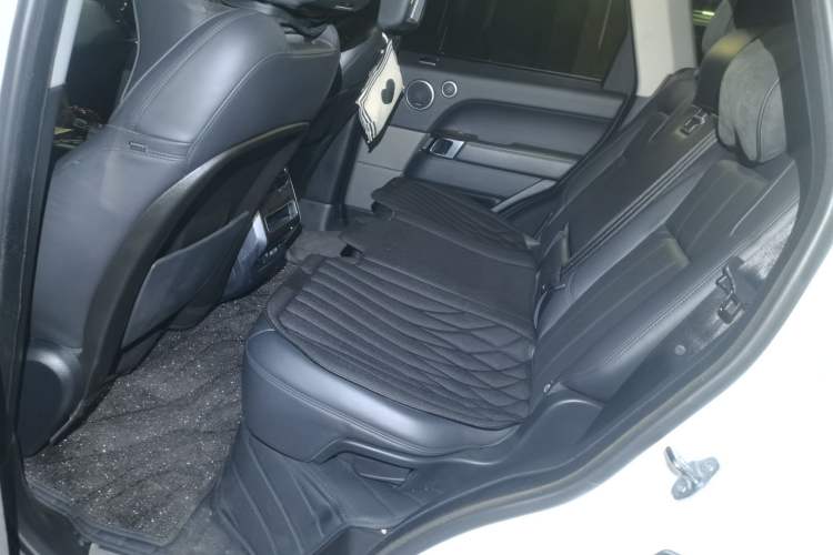 Used Land Rover Range SportNew Energy 2019 P400e HSE Left Rear Seat