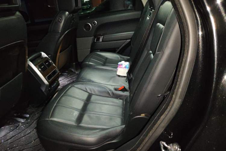 Used Land Rover Range SportNew Energy 2019 P400e HSE Left Rear Seat