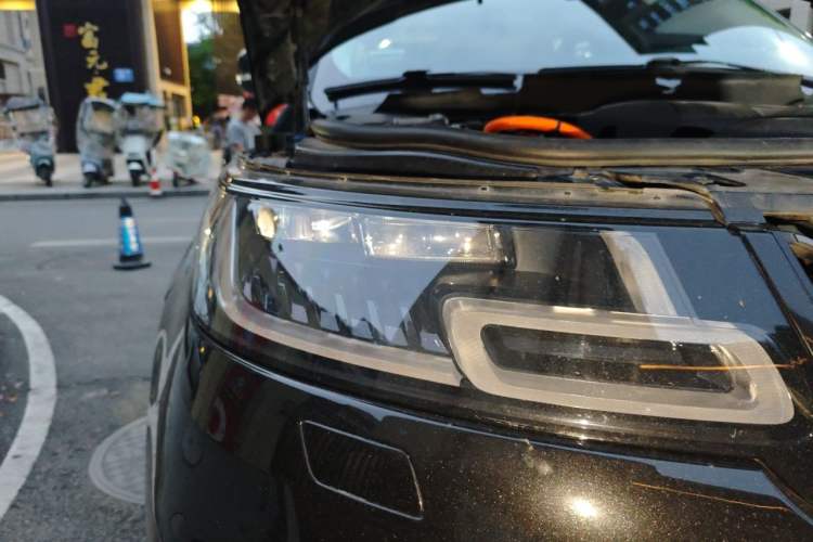 Used Land Rover Range SportNew Energy 2019 P400e HSE Right Front Headlight