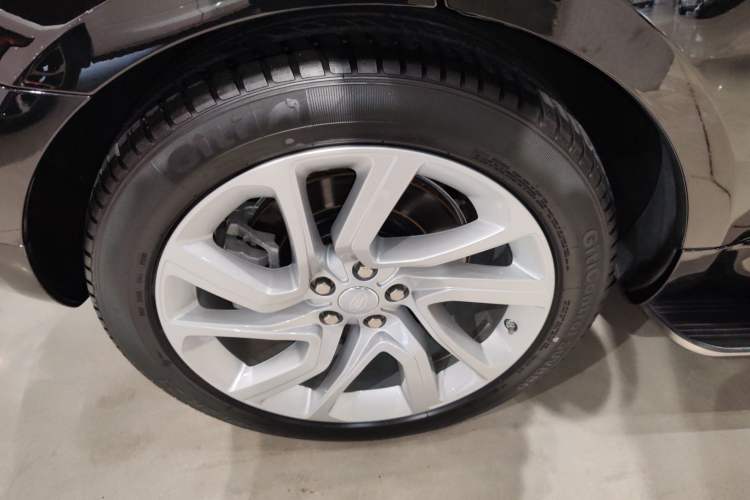 Used Land Rover Range SportNew Energy 2019 P400e HSE Right Rear Wheel Hub