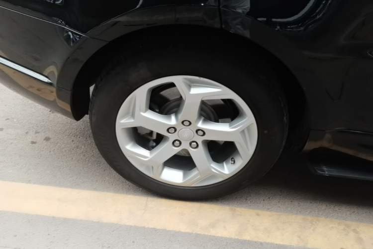 Used Land Rover Range SportNew Energy 2019 P400e HSE Right Rear Wheel Hub