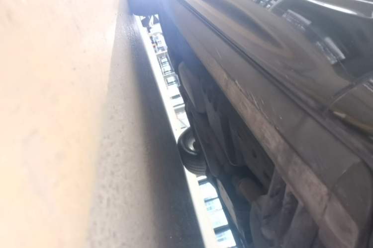 Used Land Rover Range SportNew Energy 2019 P400e HSE Right Side Sill