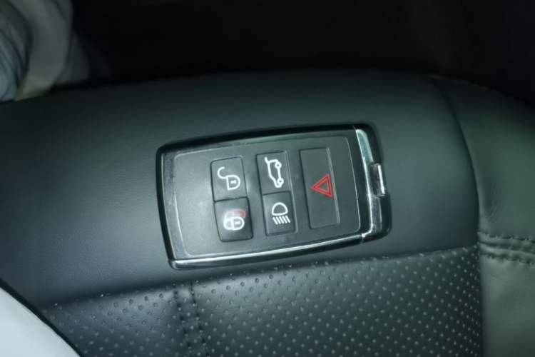 Used Land Rover Range SportNew Energy 2019 P400e HSE Vehicle Key
