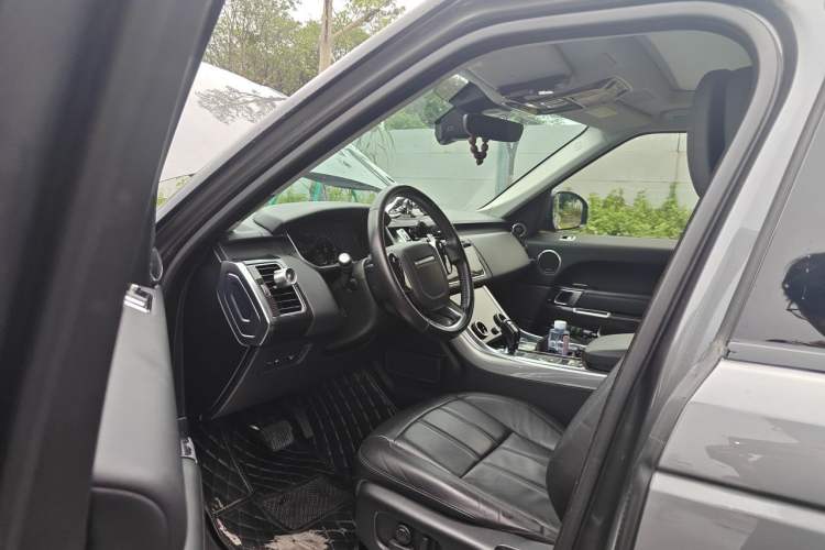 Used Land Rover Range SportNew Energy 2019 P400e HSE Driver Seat