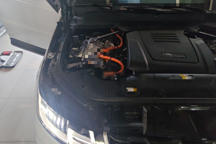 Used Land Rover Range SportNew Energy 2019 P400e SE Engine Bay Right