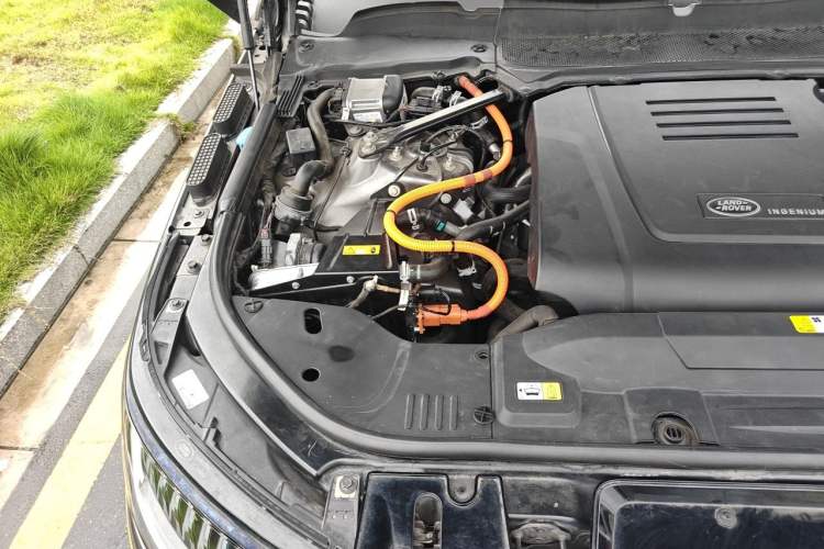 Used Land Rover Range SportNew Energy 2019 P400e HSE Engine Bay Right
