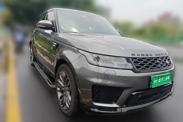Used Land Rover Range SportNew Energy 2019 P400e HSE Front Right 45 Deg