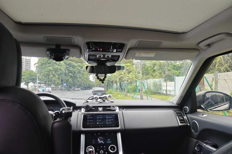 Used Land Rover Range SportNew Energy 2019 P400e HSE Headliner