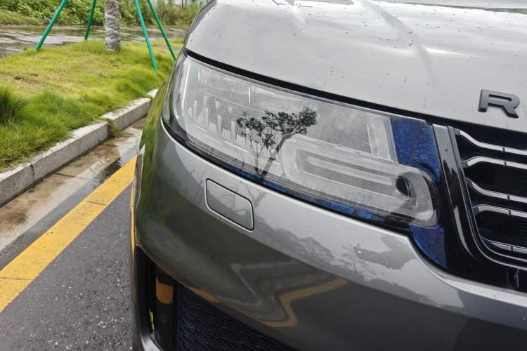 Used Land Rover Range SportNew Energy 2019 P400e HSE Right Front Headlight
