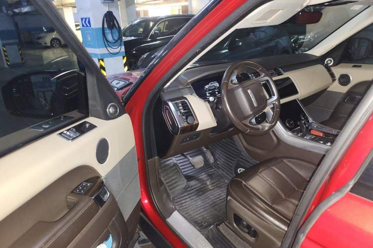 Used Land Rover Range SportNew Energy 2019 P400e HSE Driver Seat