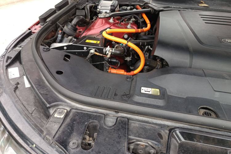 Used Land Rover Range SportNew Energy 2019 P400e HSE Engine Bay Right