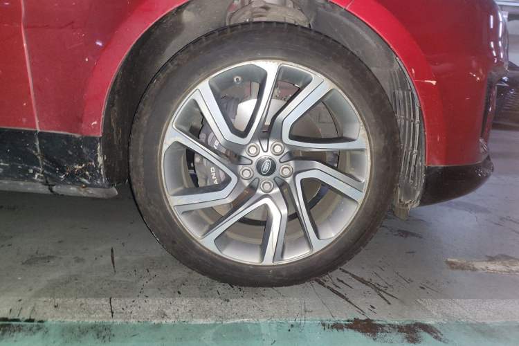 Used Land Rover Range SportNew Energy 2019 P400e HSE Right Front Wheel Hub