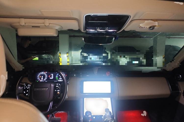 Used Land Rover Range SportNew Energy 2019 P400e SE Center Console
