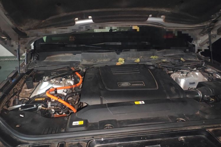 Used Land Rover Range SportNew Energy 2019 P400e SE Engine Bay