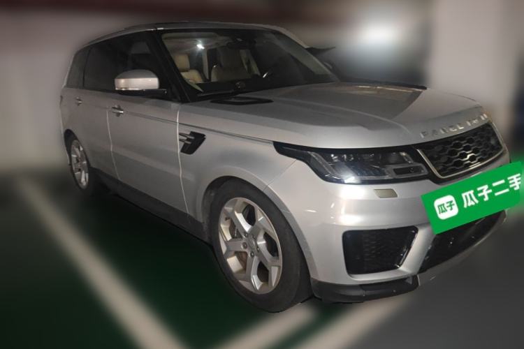 Used Land Rover Range SportNew Energy 2019 P400e SE Front Right 45 Deg