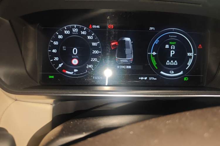 Used Land Rover Range SportNew Energy 2019 P400e SE Odometer Close Up