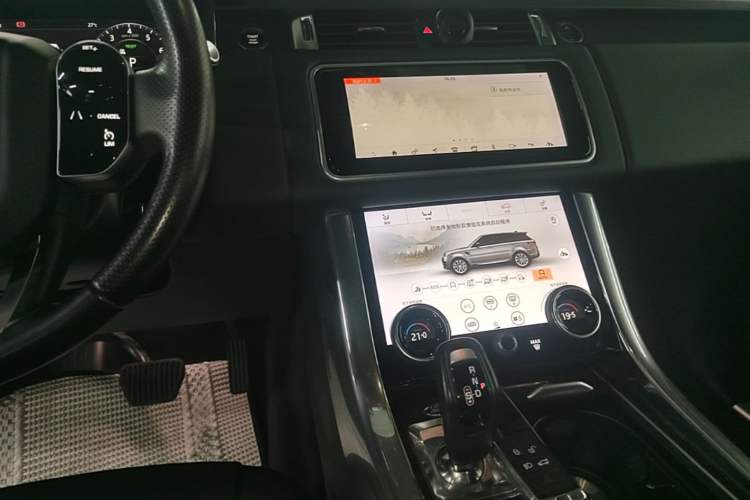 Used Land Rover Range SportNew Energy 2019 P400e HSE Audio And AC Panel