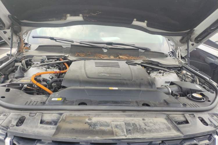 Used Land Rover Range SportNew Energy 2019 P400e HSE Engine Bay