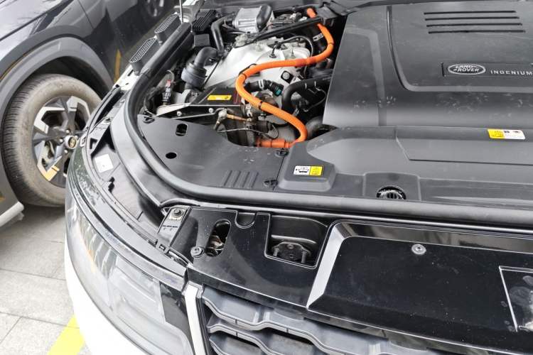 Used Land Rover Range SportNew Energy 2019 P400e HSE Engine Bay Right