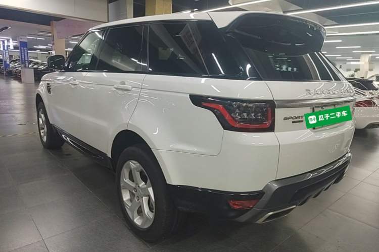 Used Land Rover Range SportNew Energy 2019 P400e HSE Exterior 2