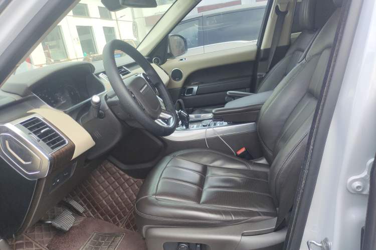 Used Land Rover Range SportNew Energy 2019 P400e HSE Left Front Seat