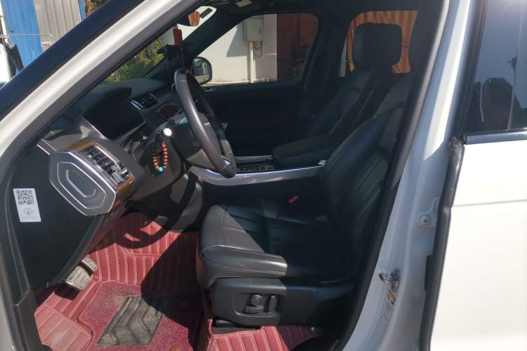 Used Land Rover Range SportNew Energy 2019 P400e SE Left Front Seat