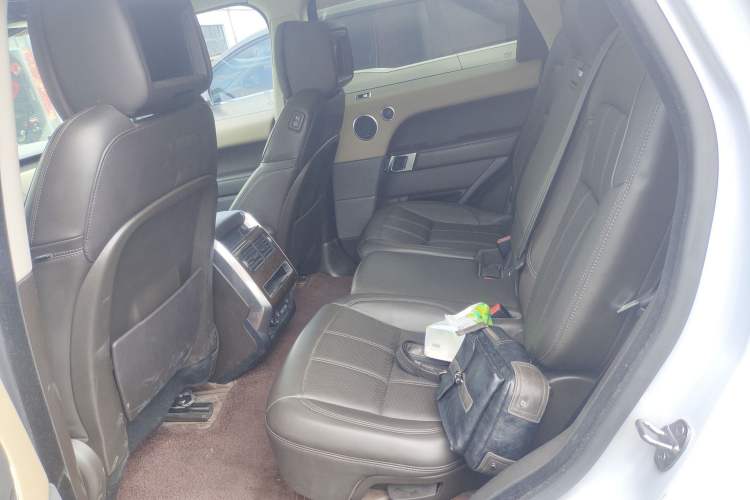Used Land Rover Range SportNew Energy 2019 P400e HSE Left Rear Seat