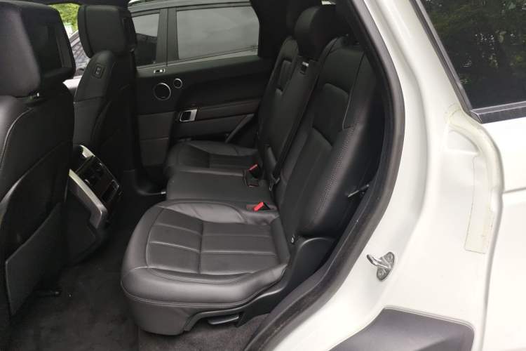 Used Land Rover Range SportNew Energy 2019 P400e HSE Left Rear Seat