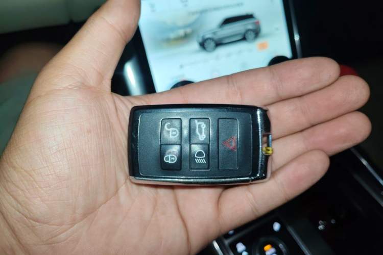 Used Land Rover Range SportNew Energy 2020 P400e SE Vehicle Key