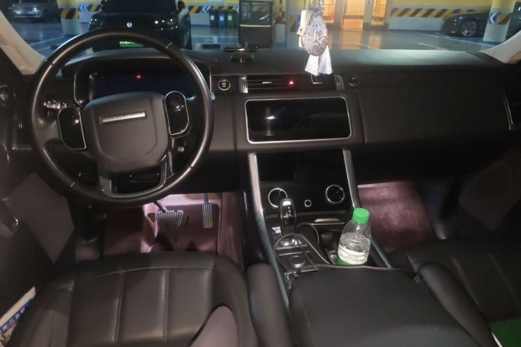 Used Land Rover Range SportNew Energy 2021 P400e SE Center Console