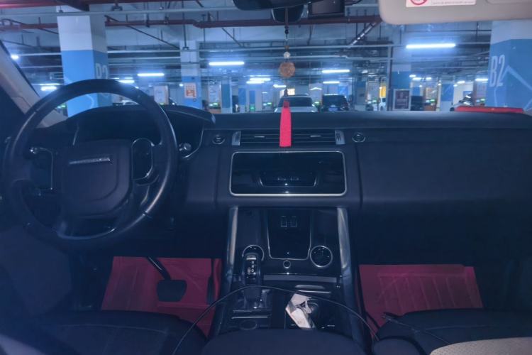 Used Land Rover Range SportNew Energy 2021 P400e SE Center Console