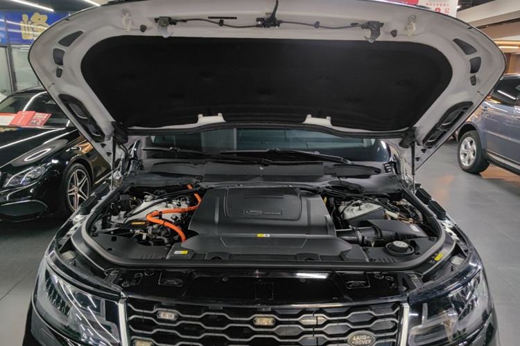 Used Land Rover Range SportNew Energy 2021 P400e SE Engine Bay