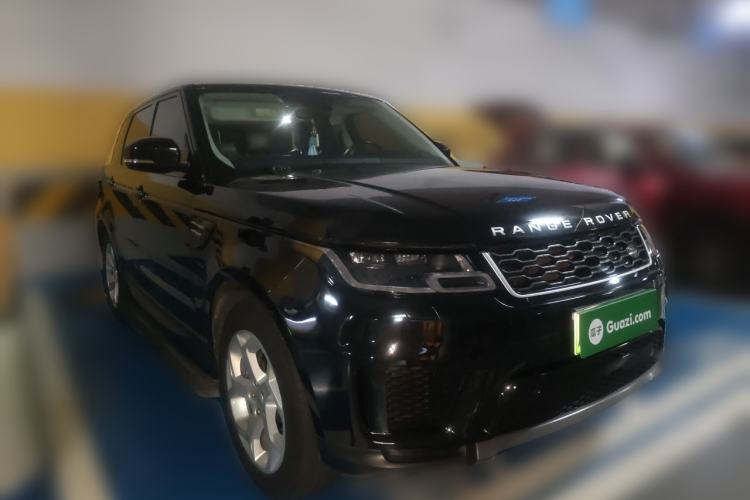 Used Land Rover Range SportNew Energy 2021 P400e SE Front Right 45 Deg