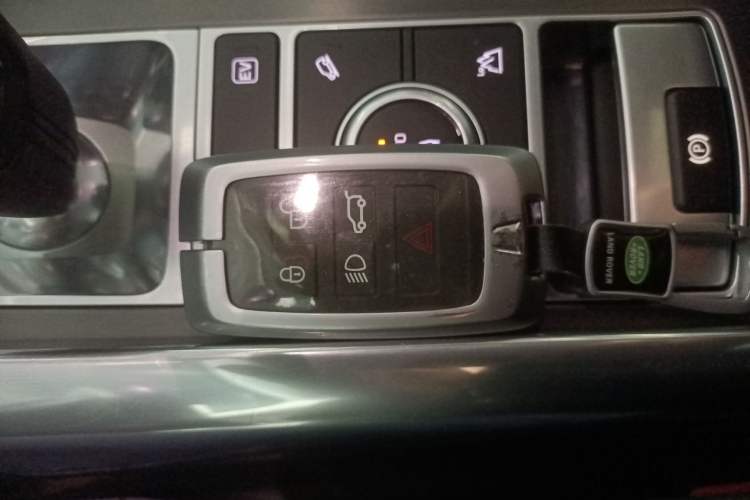 Used Land Rover Range SportNew Energy 2021 P400e SE Interior 1